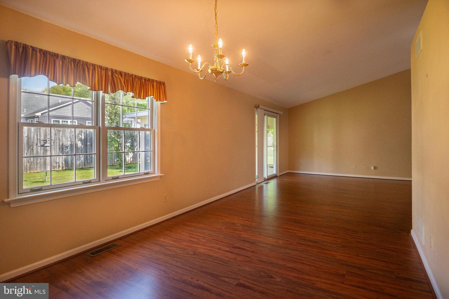 7 Southfield Road photo 9