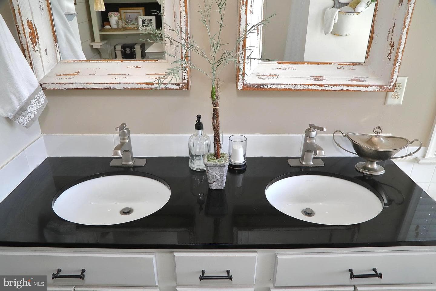 18 Hartford Drive photo 36