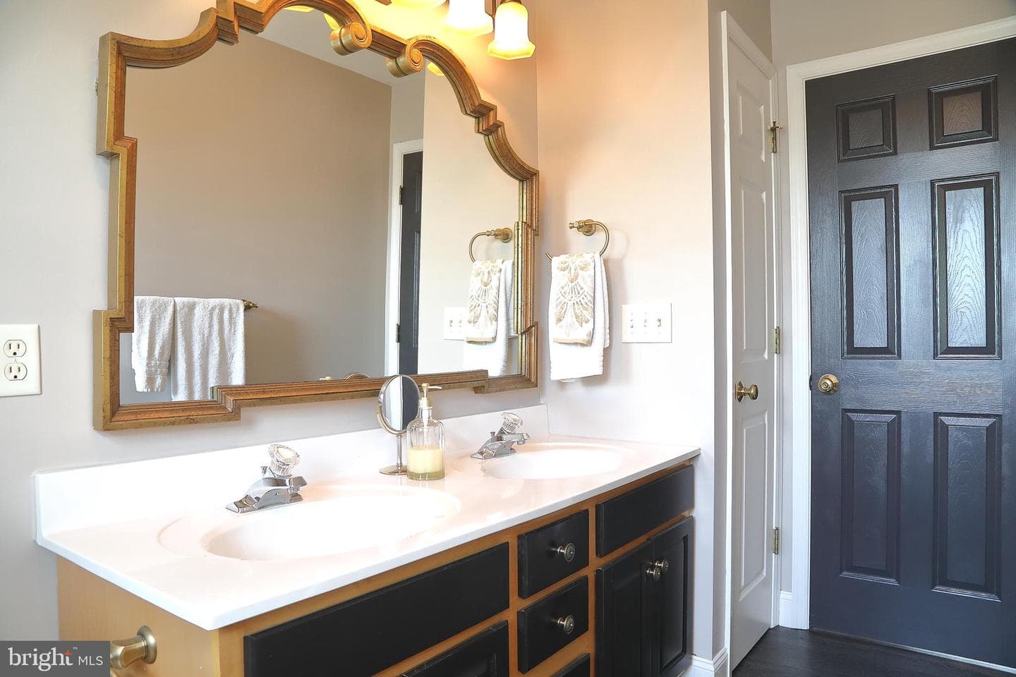 18 Hartford Drive photo 44