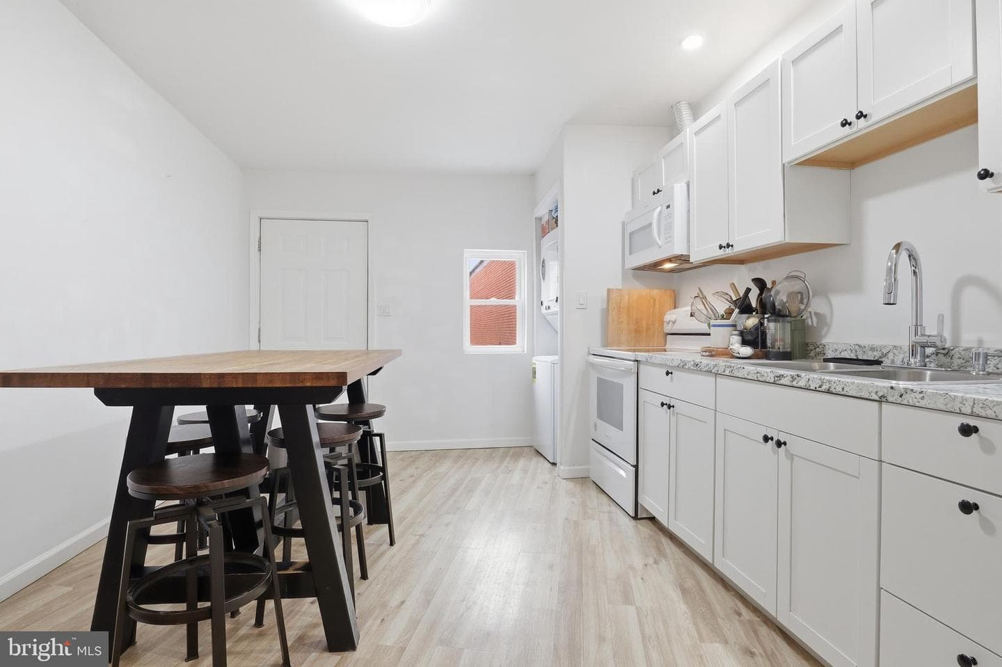 141 N 9th Street photo 12