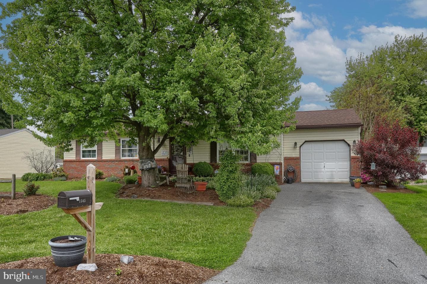 1345 Old Hickory Lane photo 1