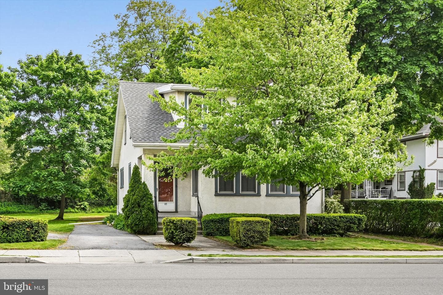 194 Walnut Street photo 3