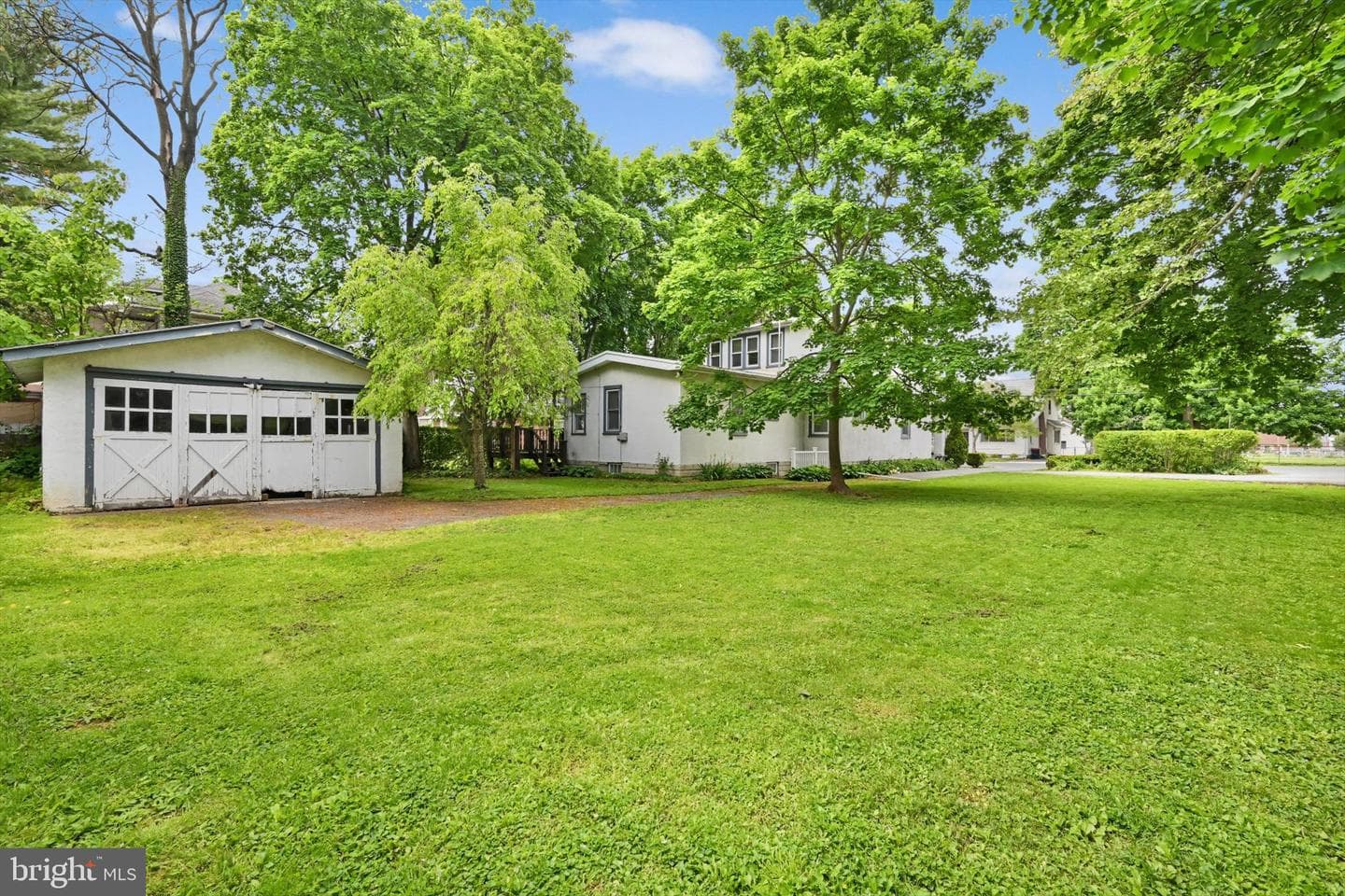 194 Walnut Street photo 38