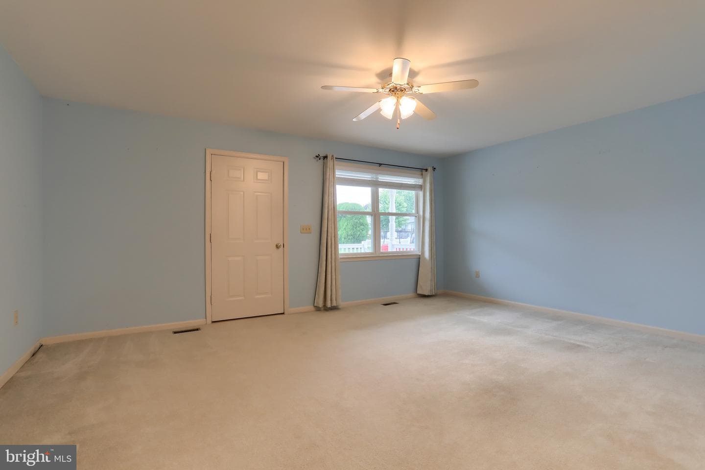 607 Henry Houck Lane photo 11