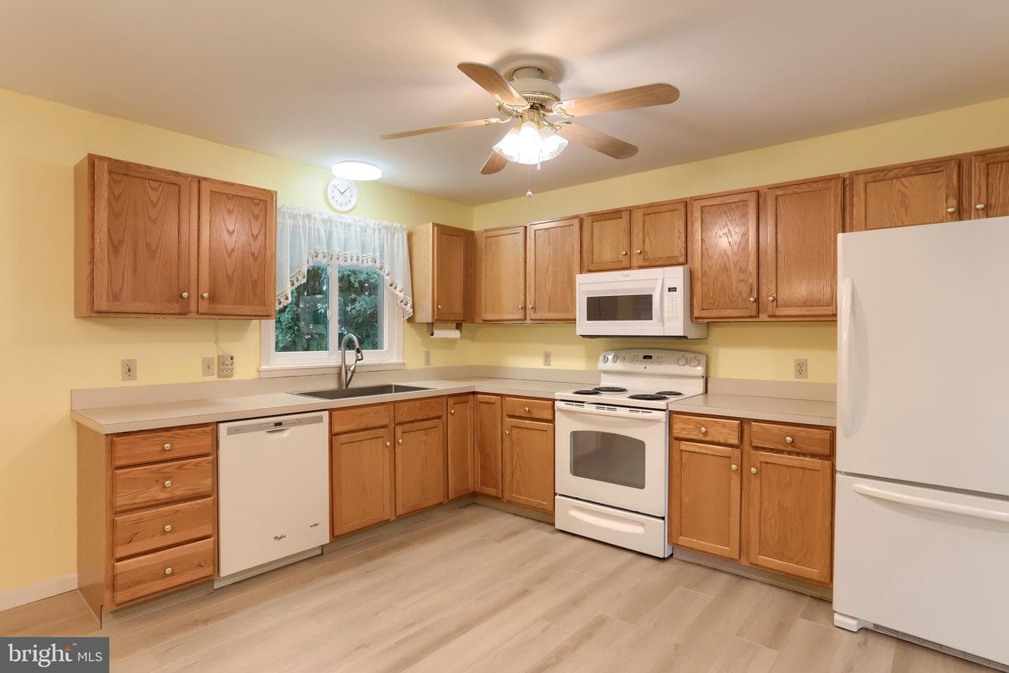 607 Henry Houck Lane photo 6