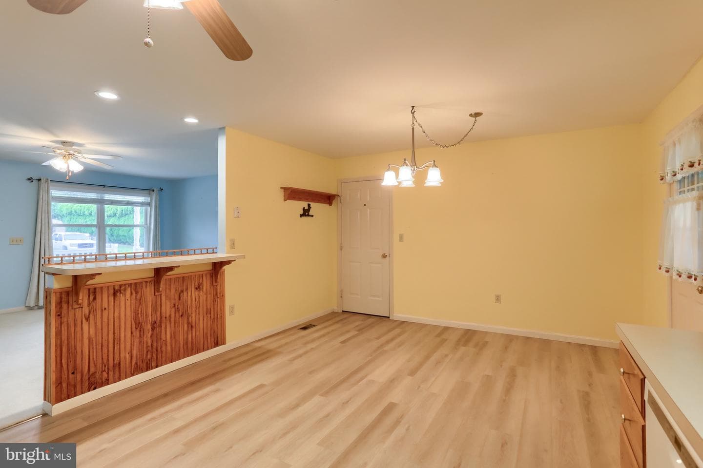 607 Henry Houck Lane photo 9