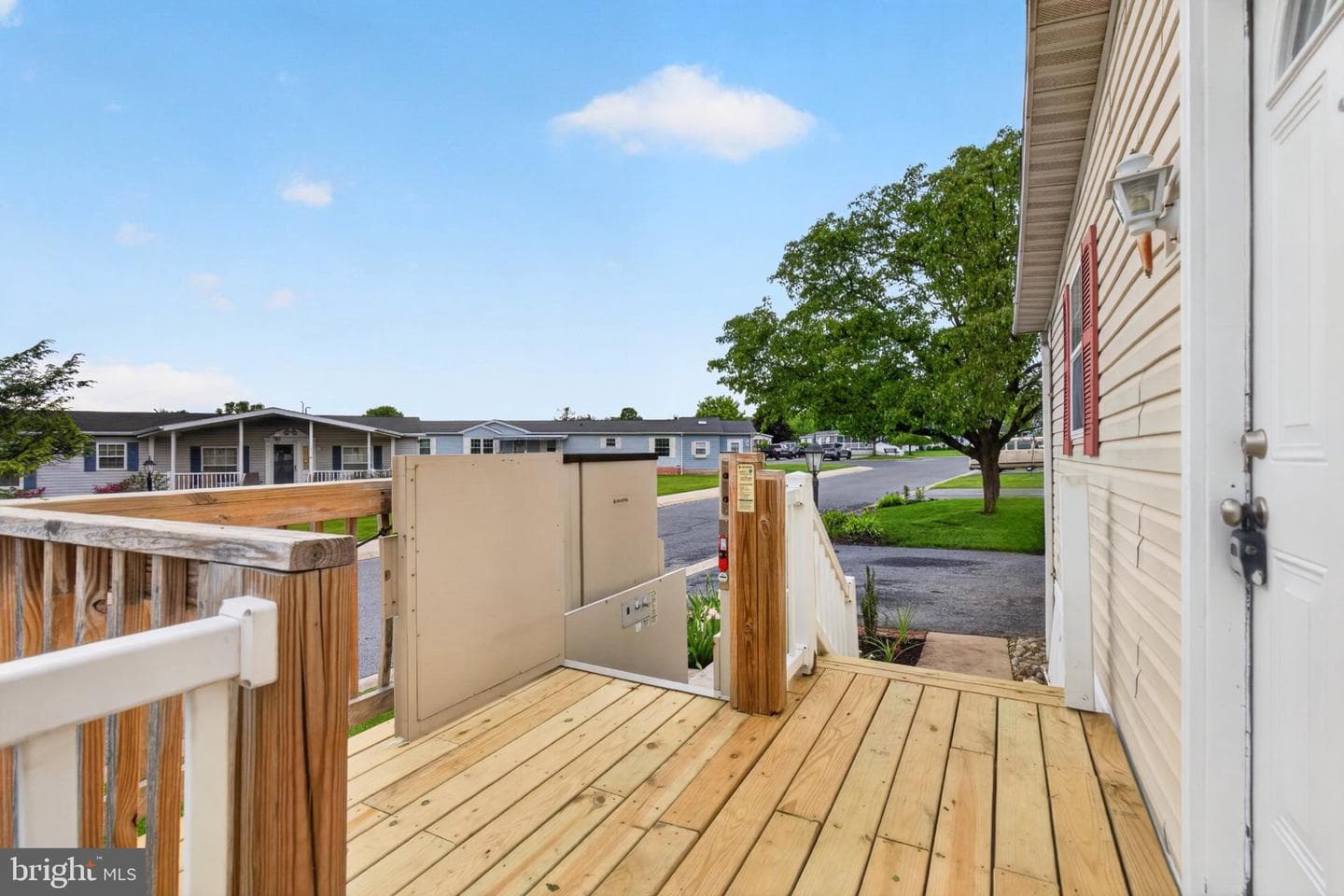 684 W Cedar Street photo 31