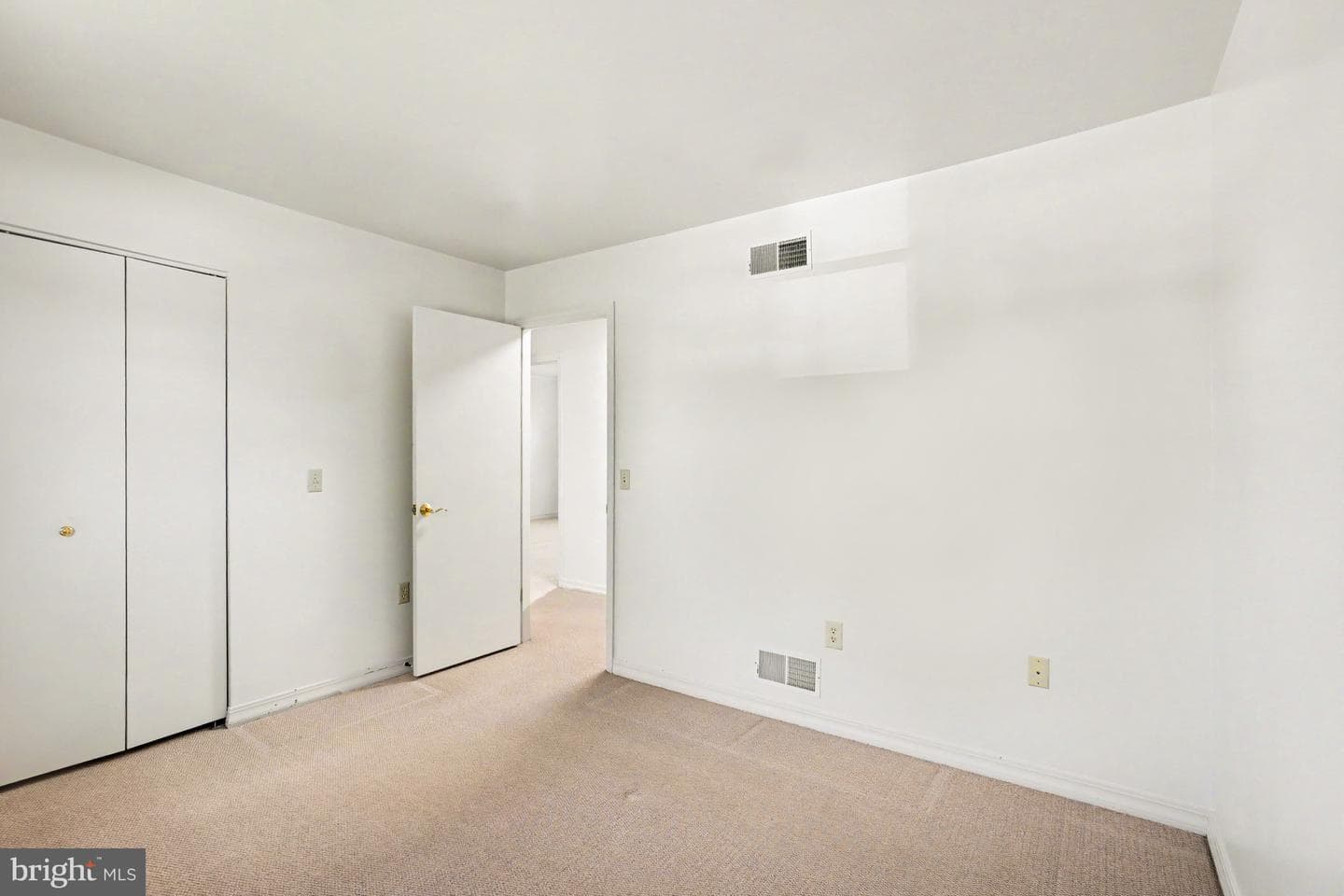 18 Palm Lane photo 24