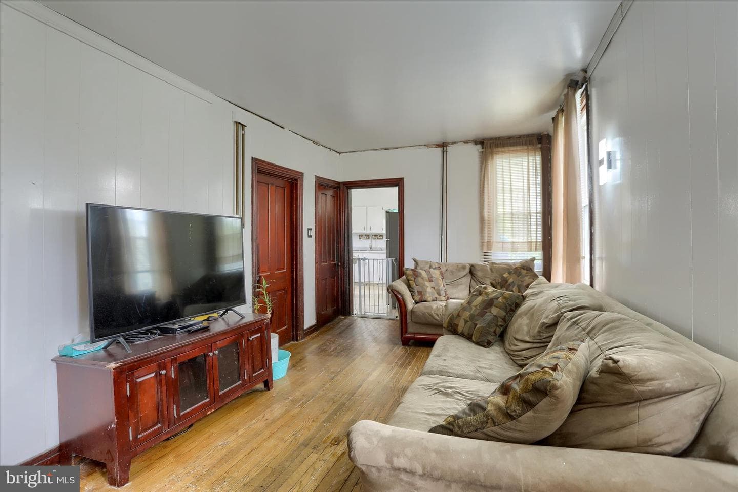 120 S 5th Avenue photo 3