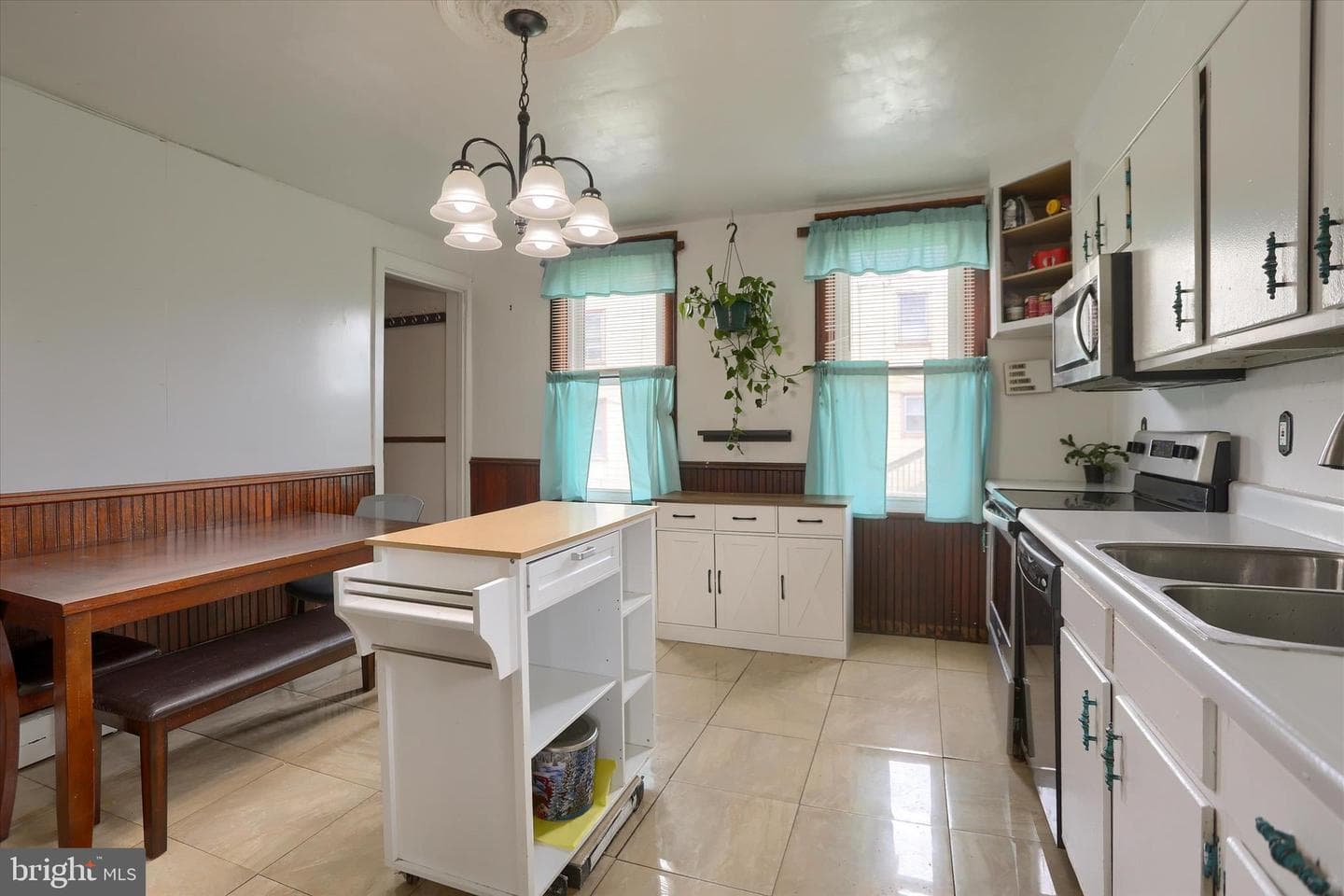 120 S 5th Avenue photo 4