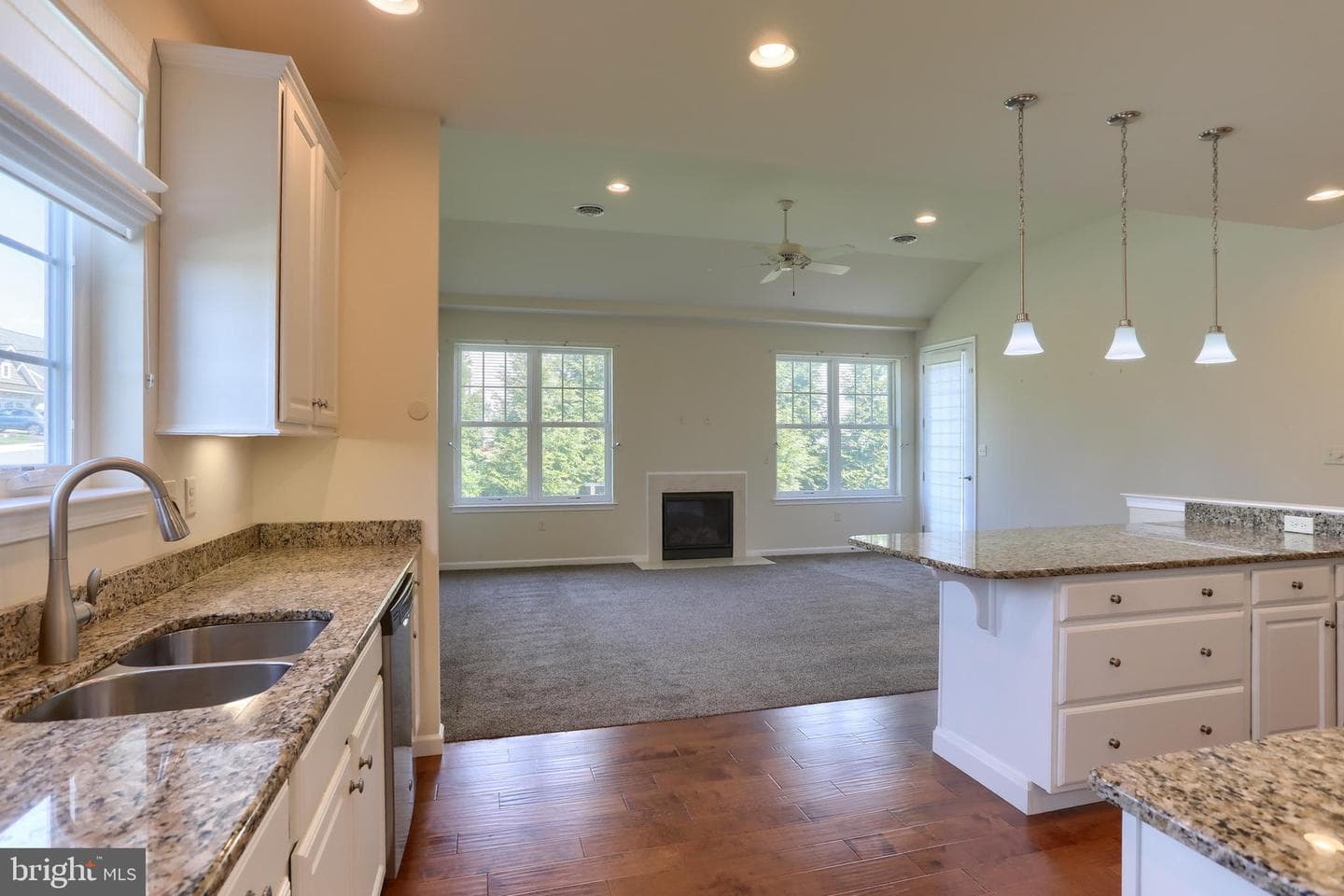 103 Windermere Dr photo 13