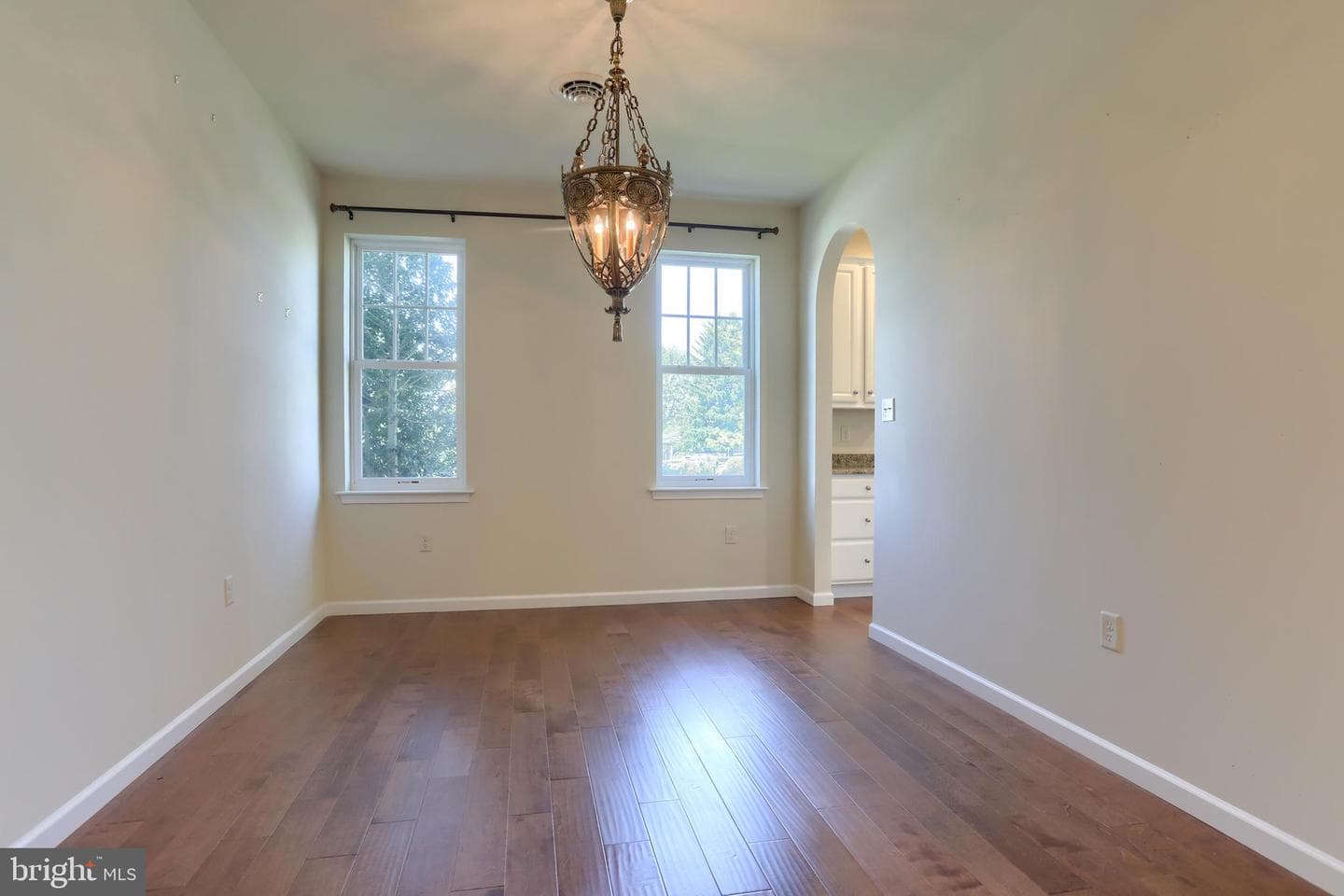 103 Windermere Dr photo 18
