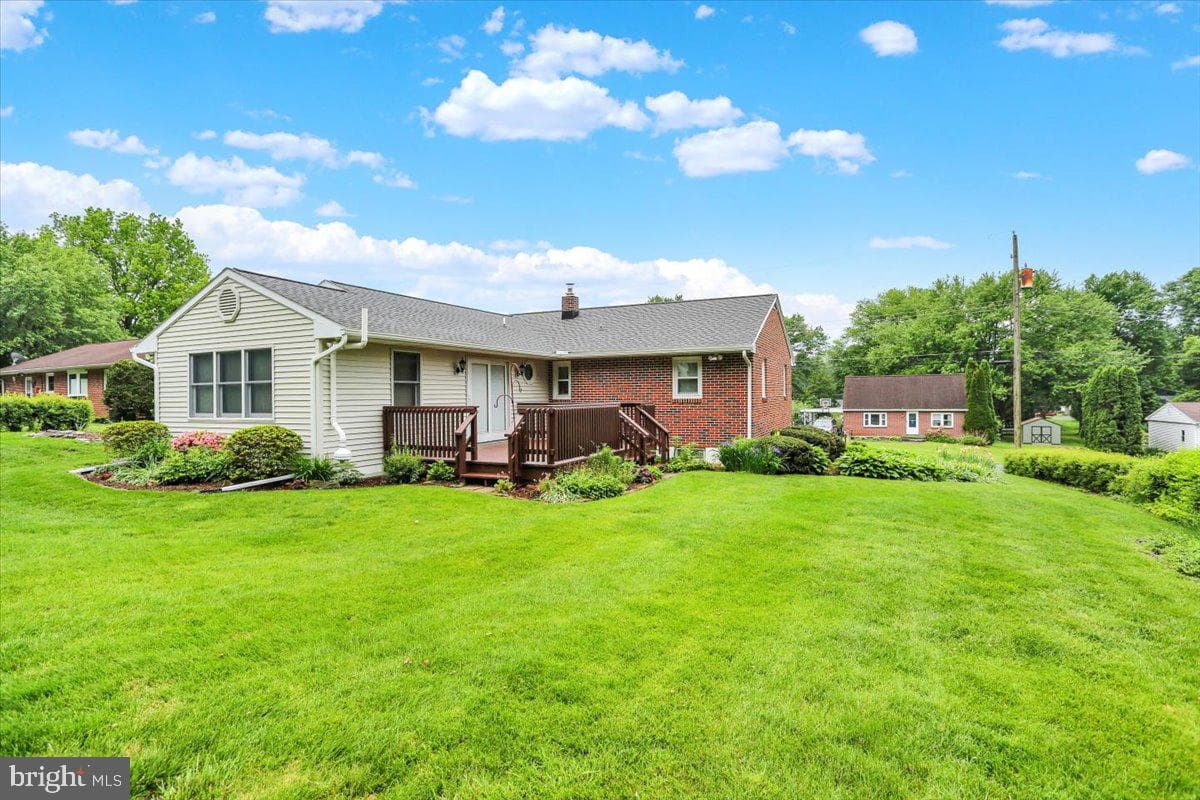 41 Jayann Drive photo 2
