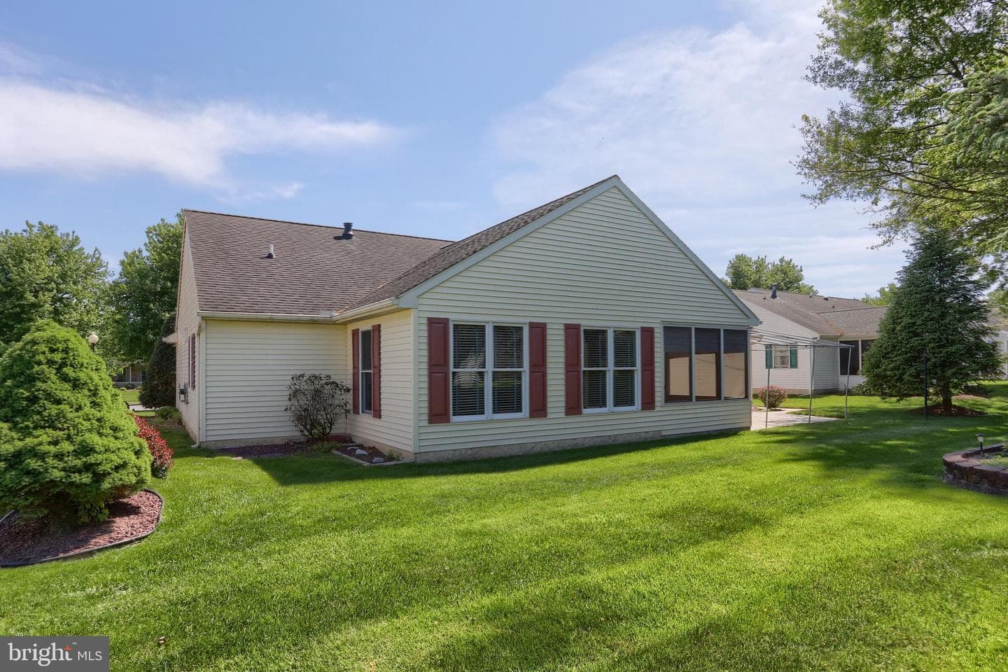 27 Rosemont Drive photo 44
