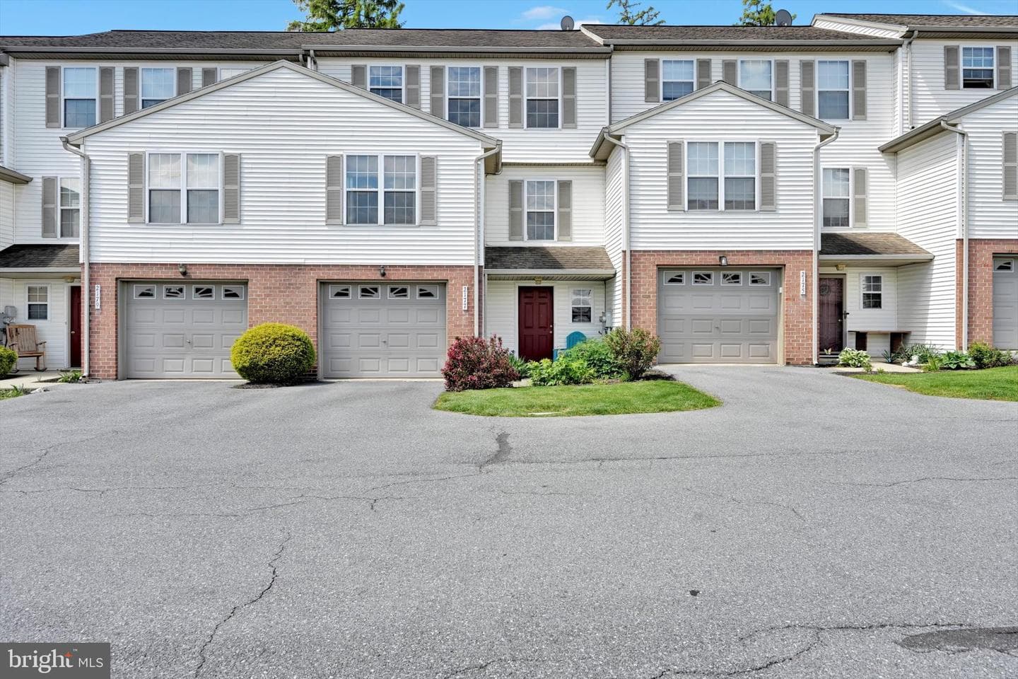 2177 Penn St L-0232 photo 1