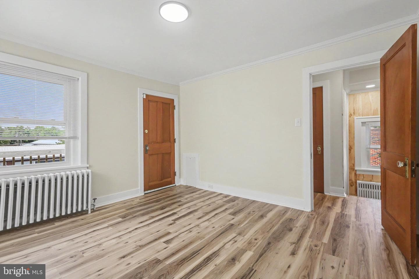 241 S 6th Street photo 16