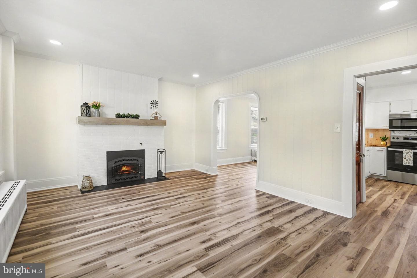 241 S 6th Street photo 6