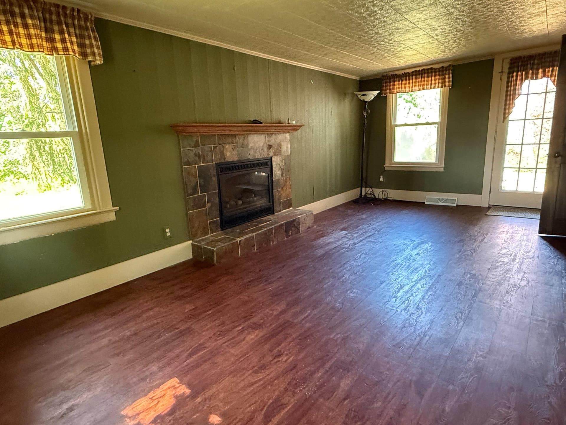301 Ebenezer Road photo 10