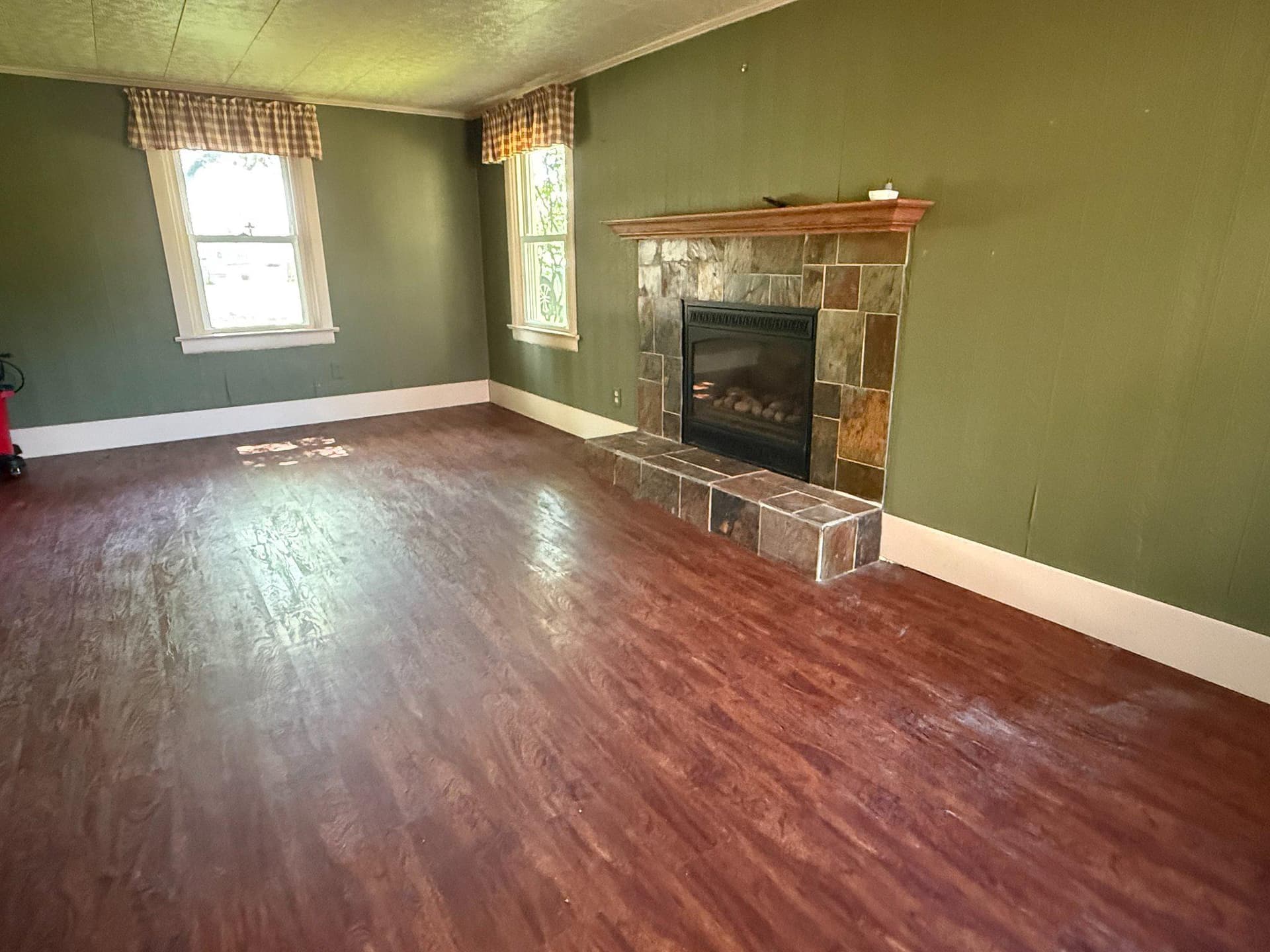 301 Ebenezer Road photo 11