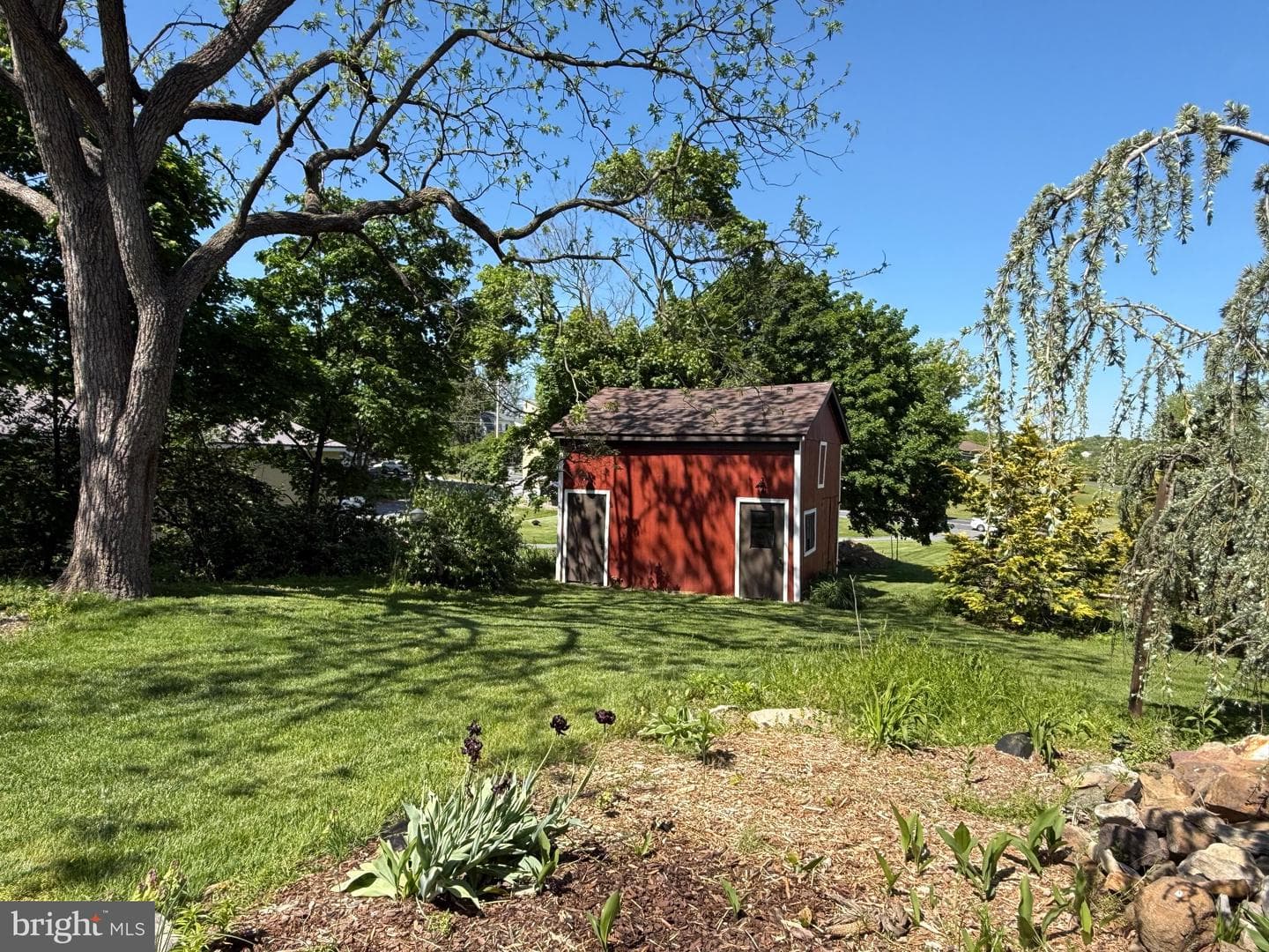 301 Ebenezer Road photo 32