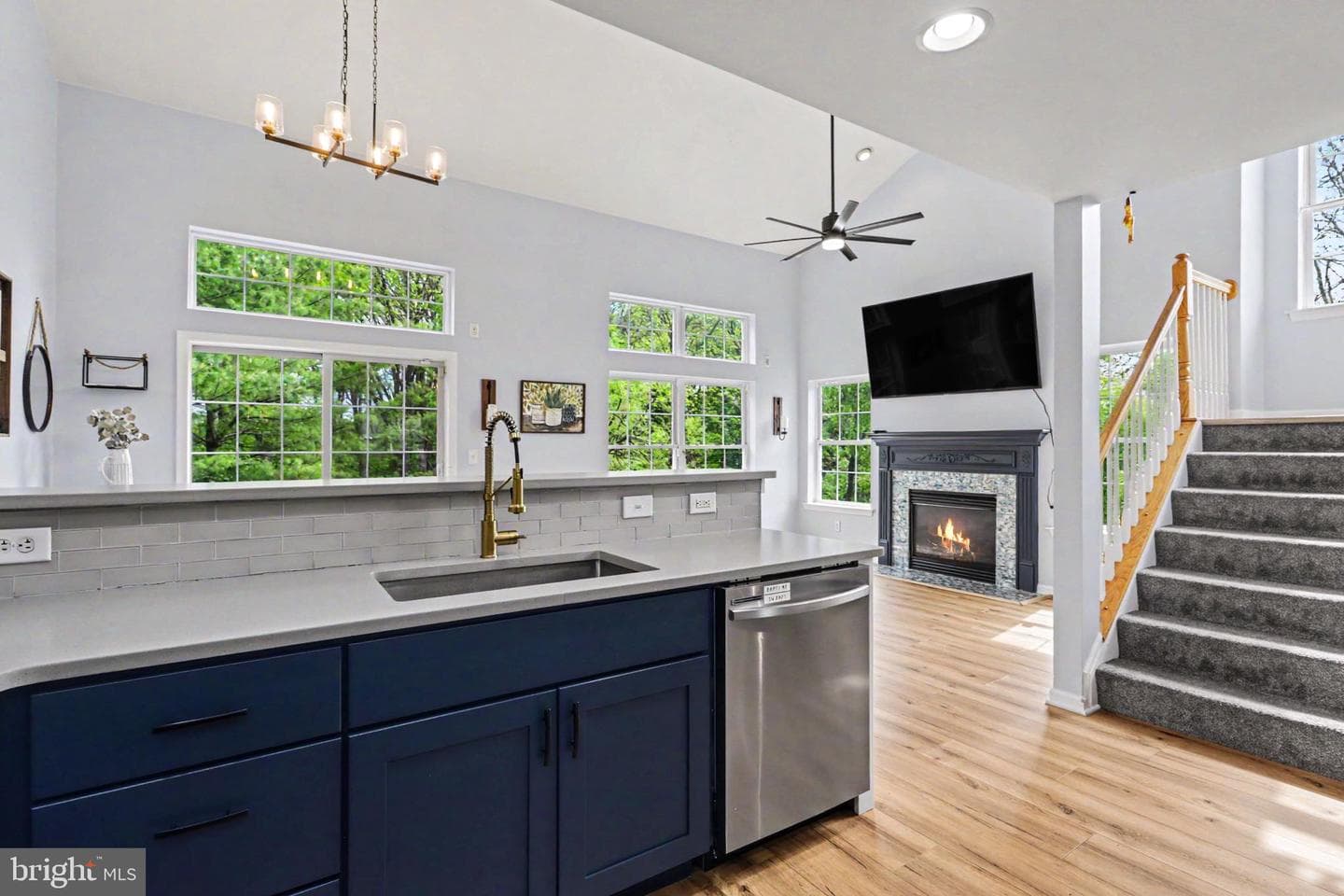 108 Woodside Court photo 8