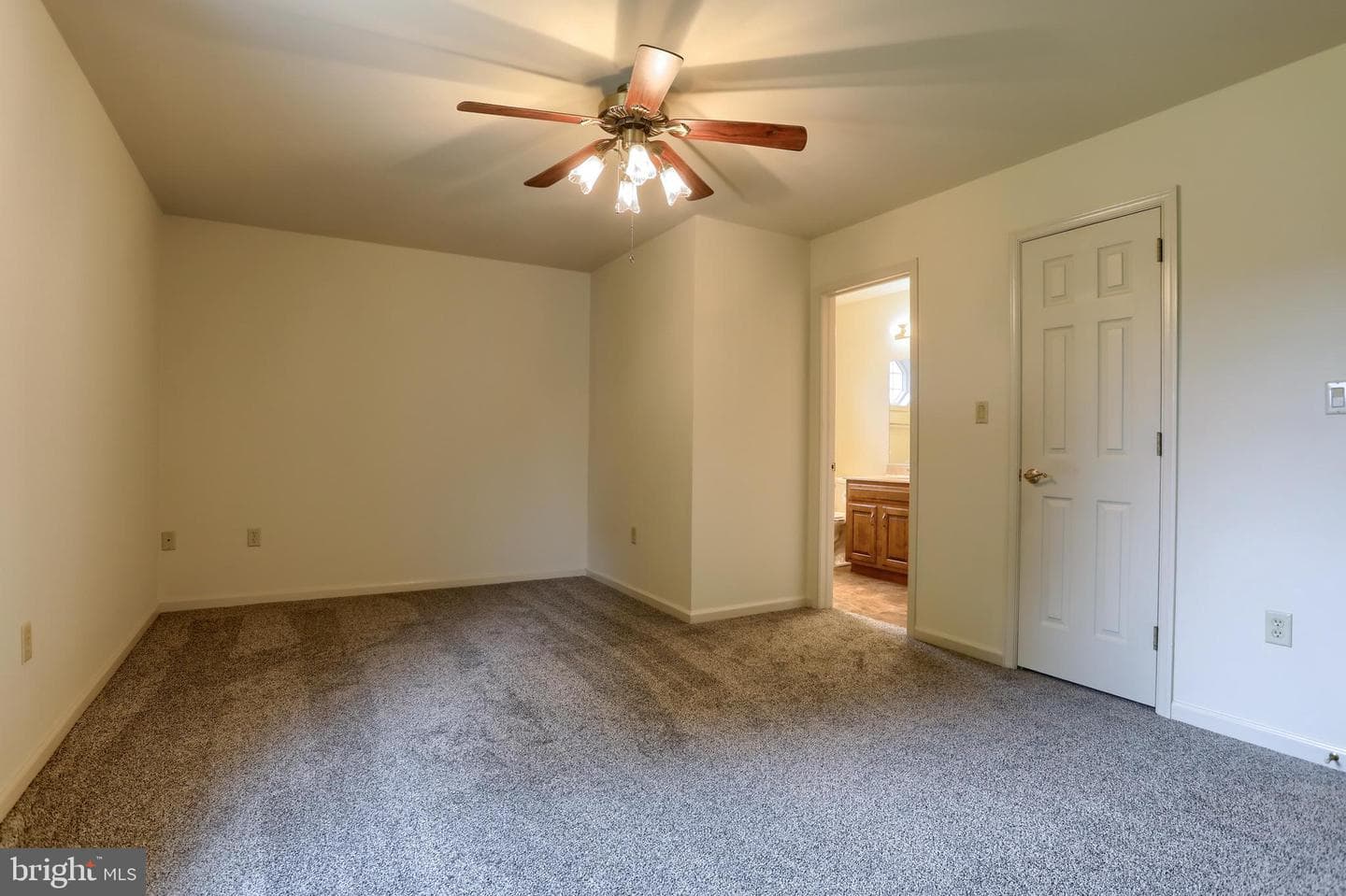 49 Springhouse Drive photo 22