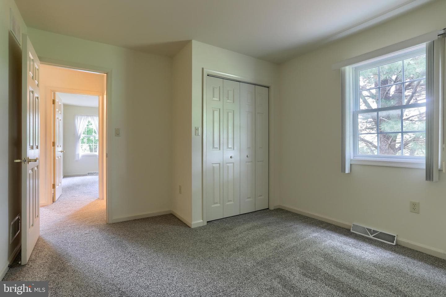 49 Springhouse Drive photo 31