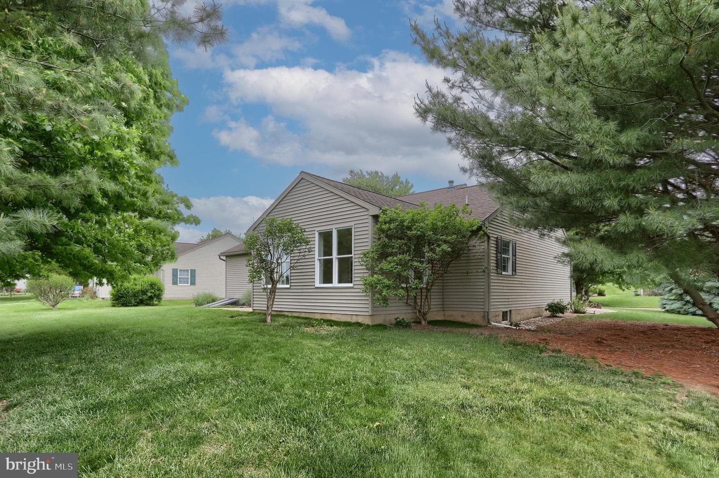49 Springhouse Drive photo 36