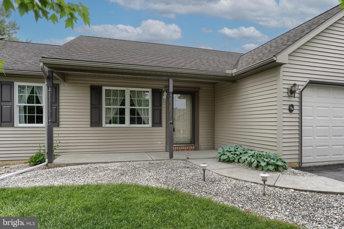 49 Springhouse Drive photo 4