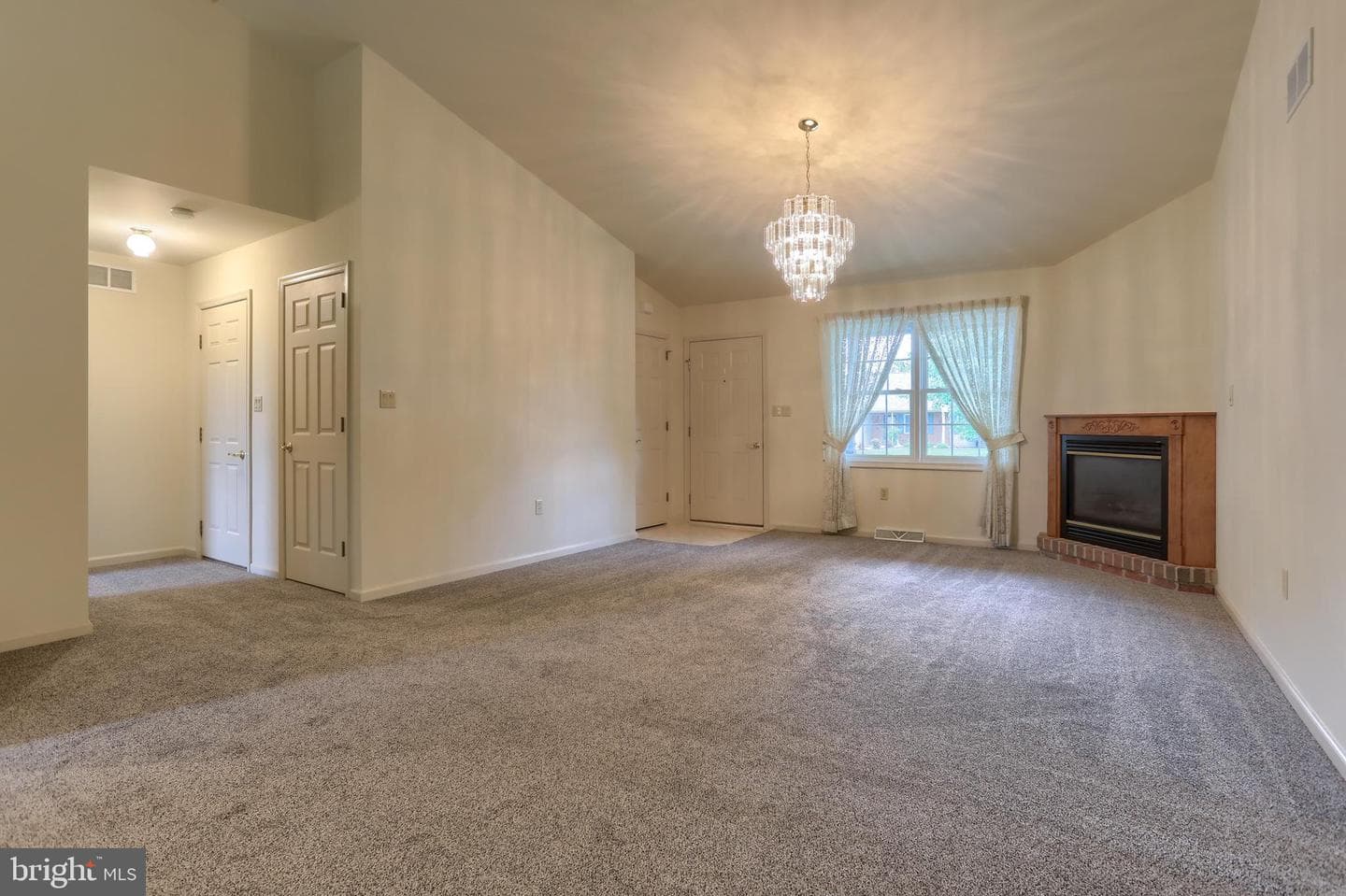 49 Springhouse Drive photo 9