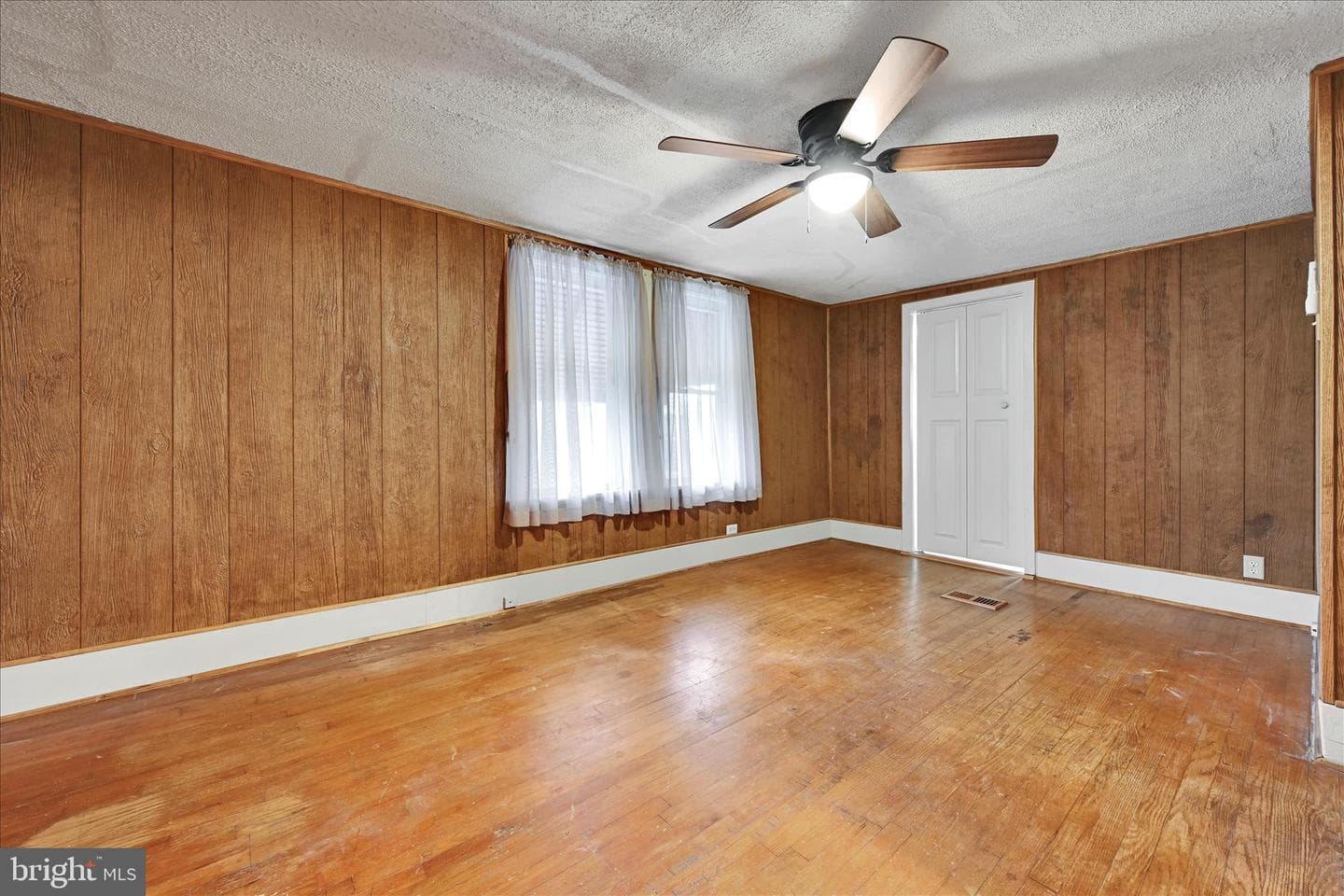 2113 Water Street photo 16