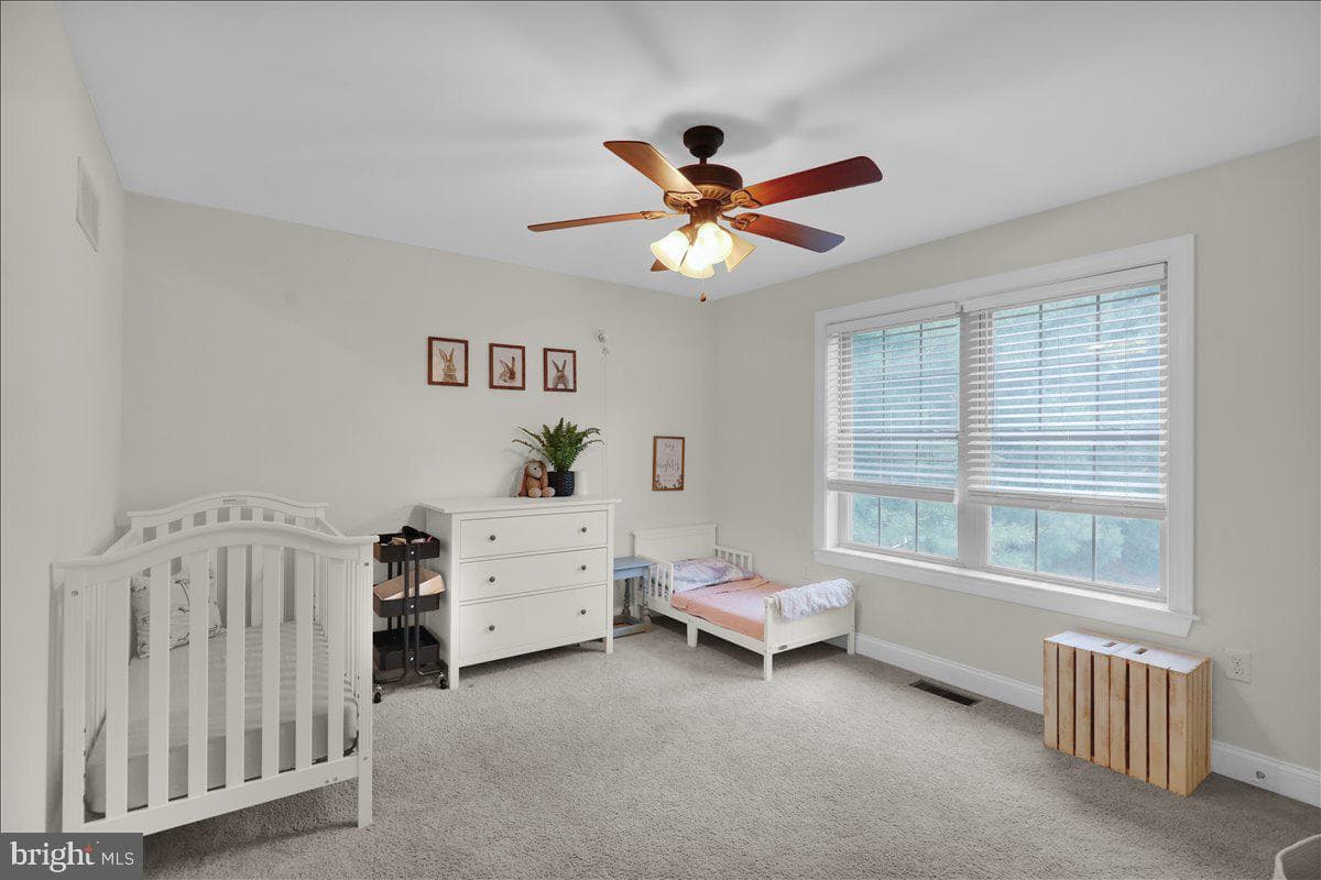 368 Granite Street photo 22