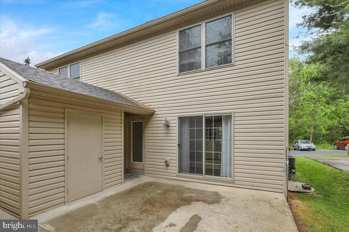 368 Granite Street photo 3