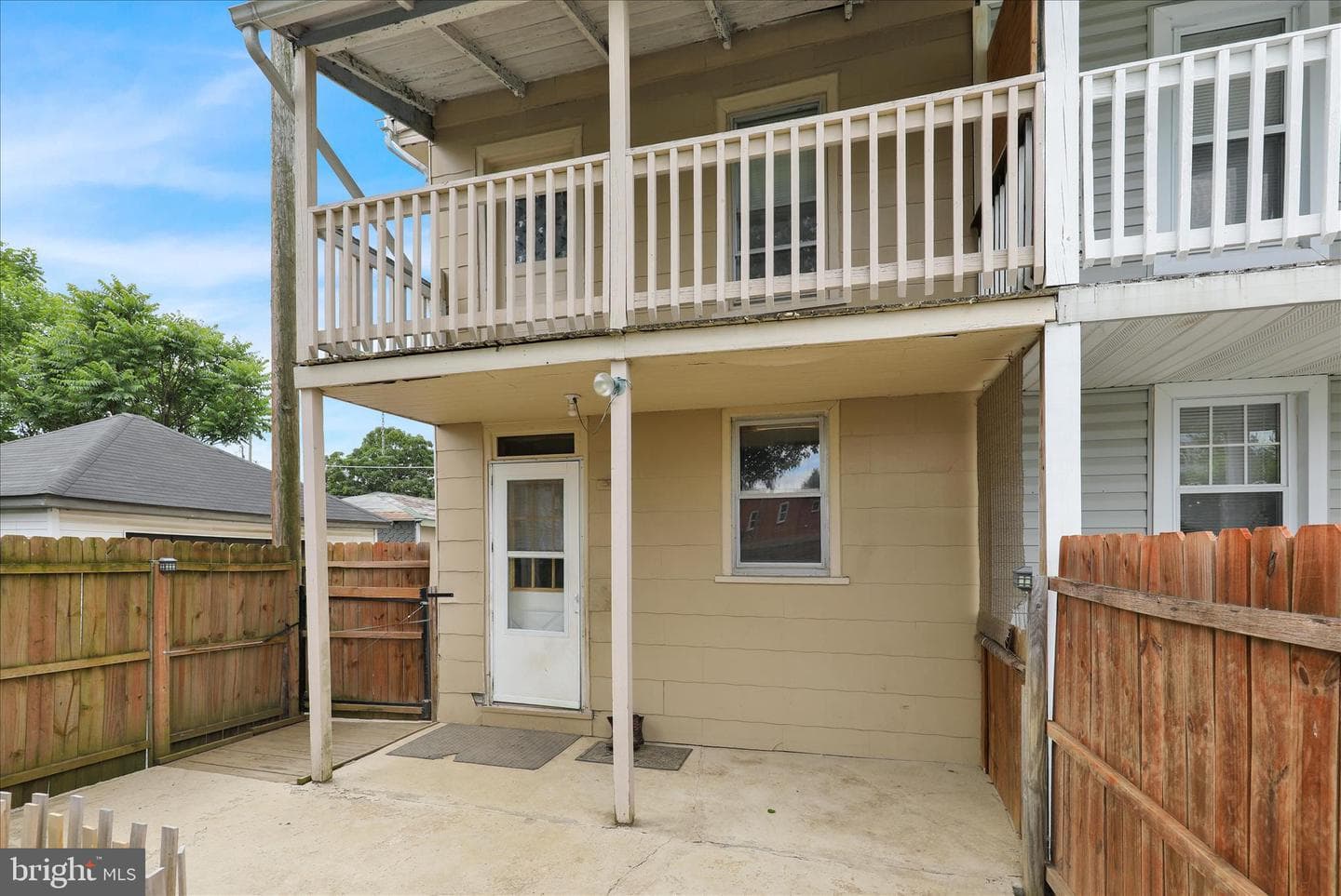 720 N Hanover Street photo 31