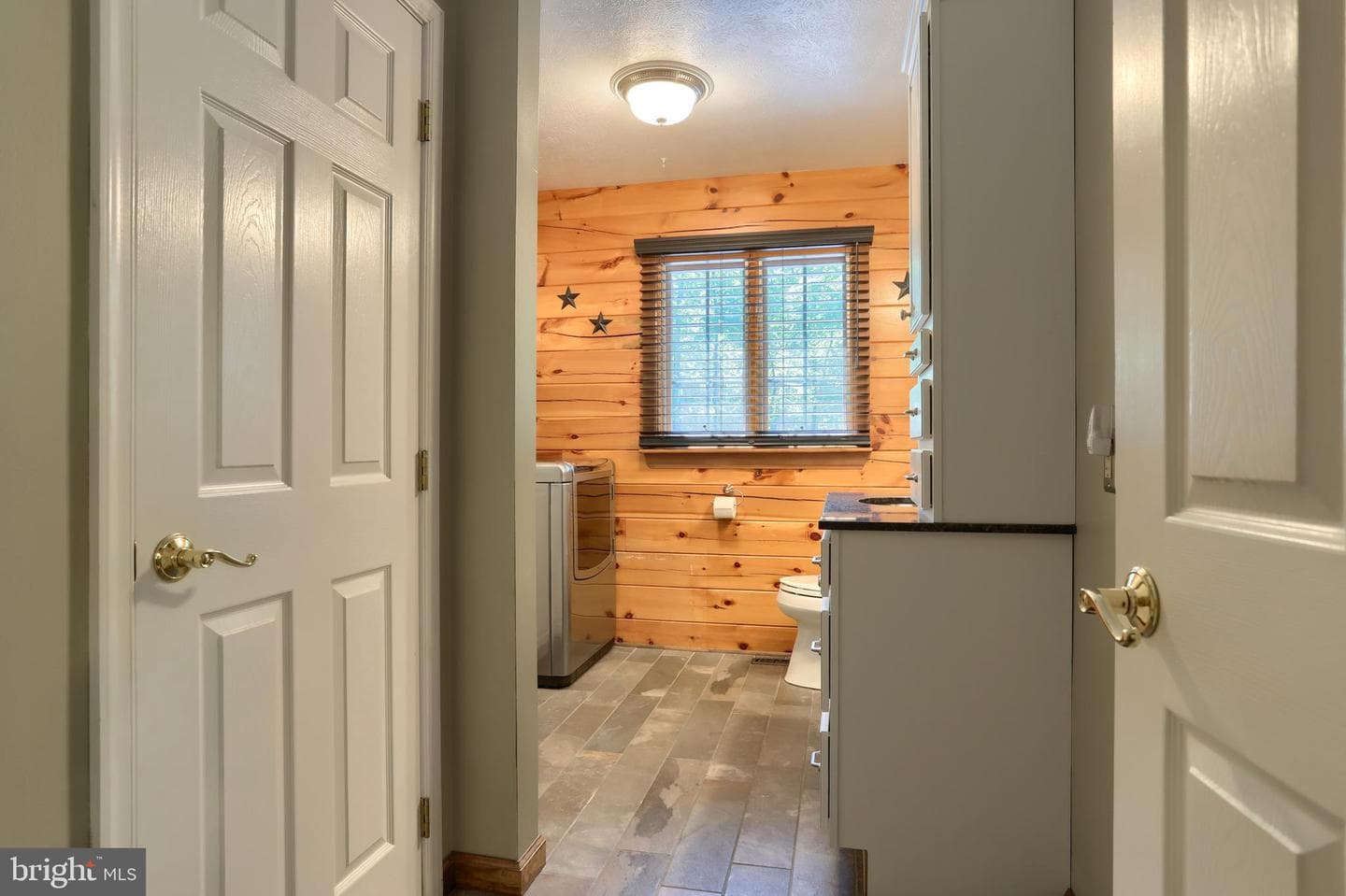 1005 Tulip Tree Drive photo 24