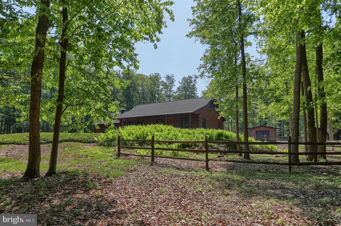 1005 Tulip Tree Drive photo 57