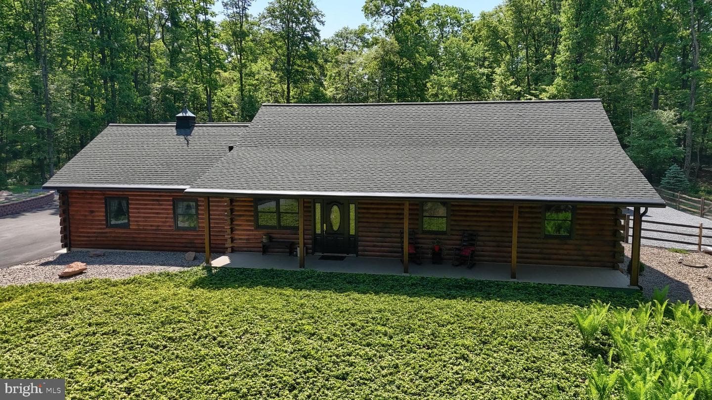 1005 Tulip Tree Drive photo 66