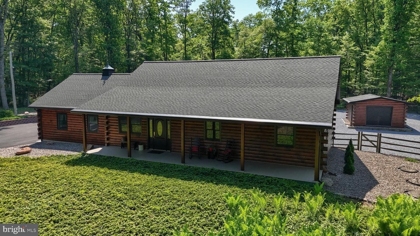 1005 Tulip Tree Drive photo 67