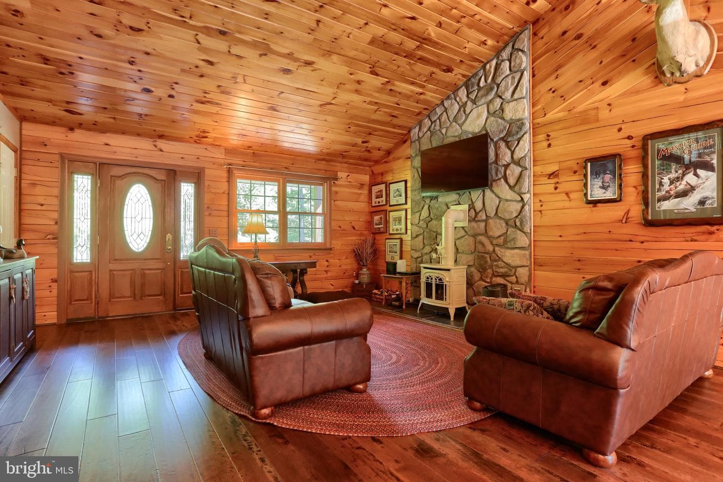 1005 Tulip Tree Drive photo 9