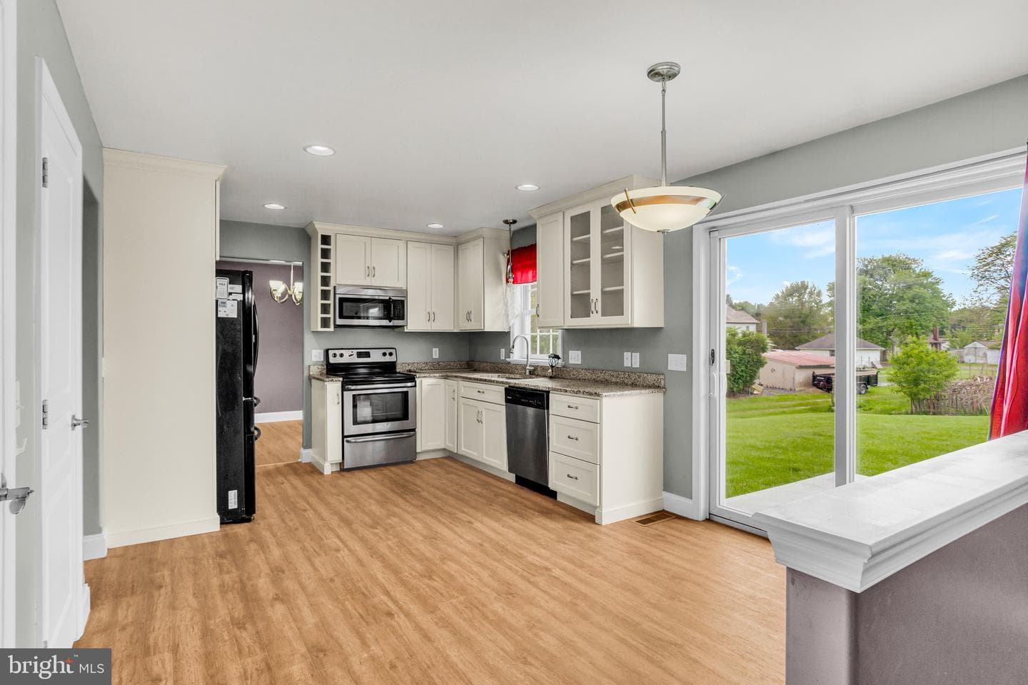 25 Springbrook Drive photo 10
