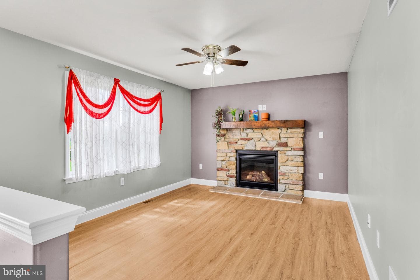 25 Springbrook Drive photo 15