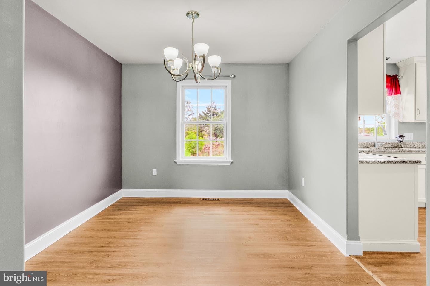25 Springbrook Drive photo 7