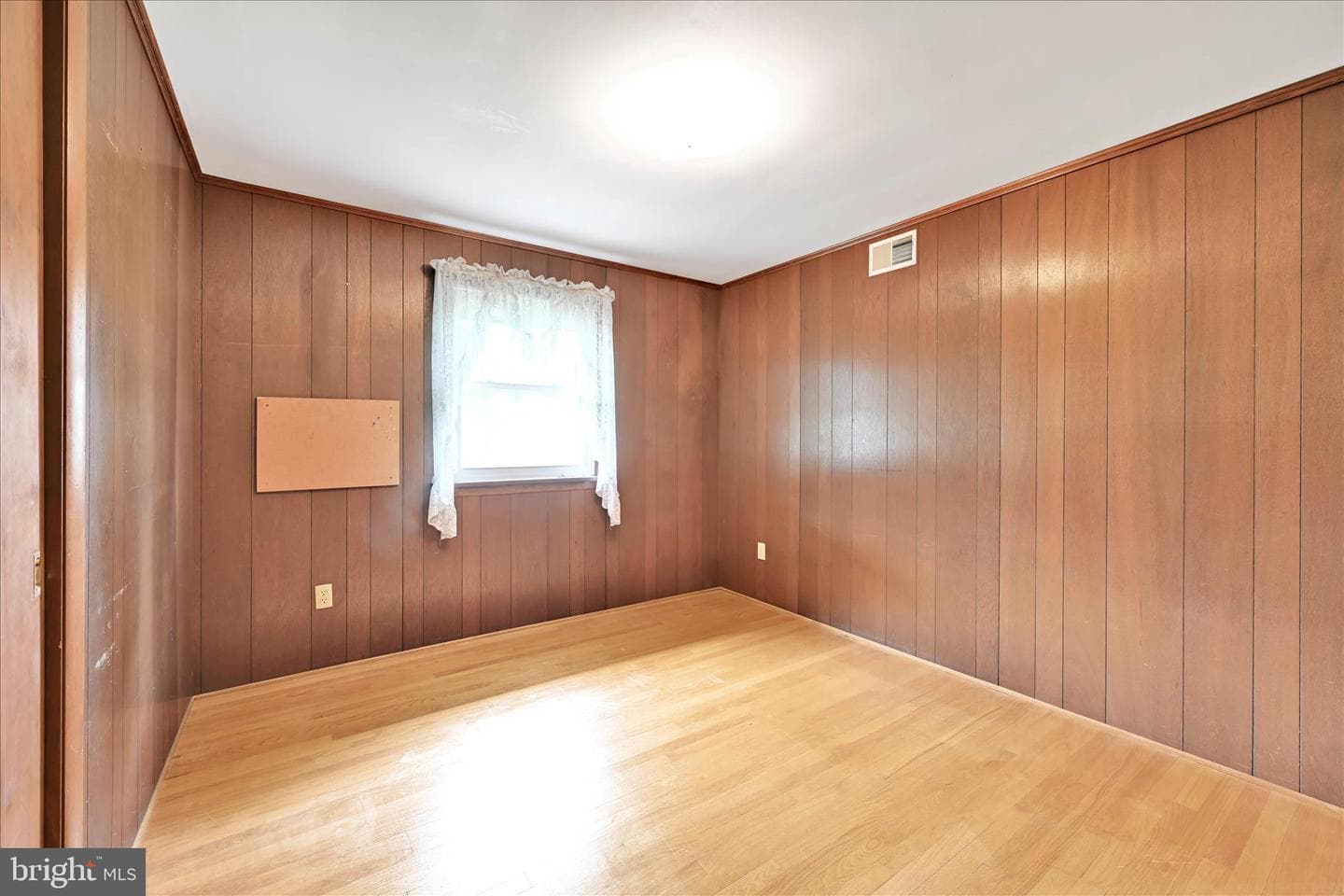 109 Spruce Street photo 19