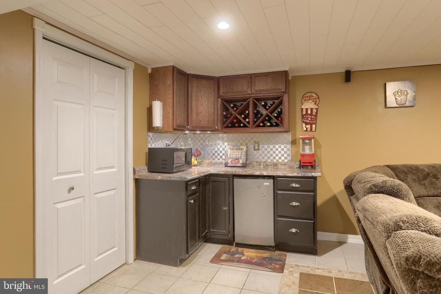 15 Alden Lane photo 20
