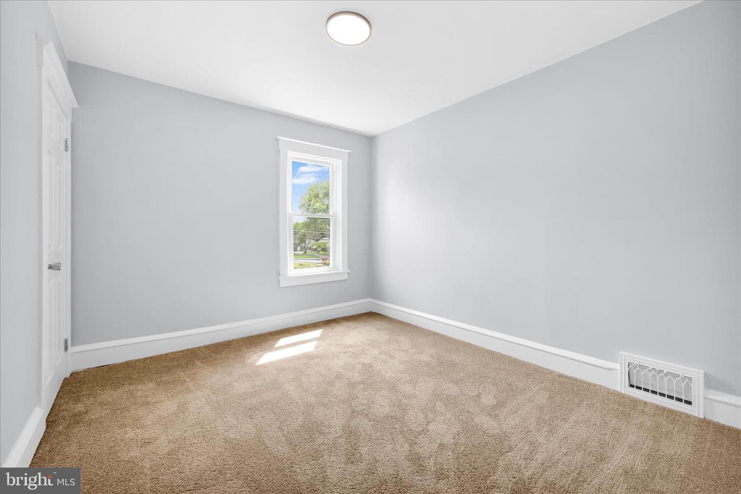 14 Poplar Street photo 17