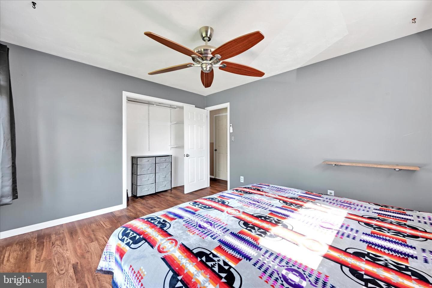 14 W Walnut Street photo 11