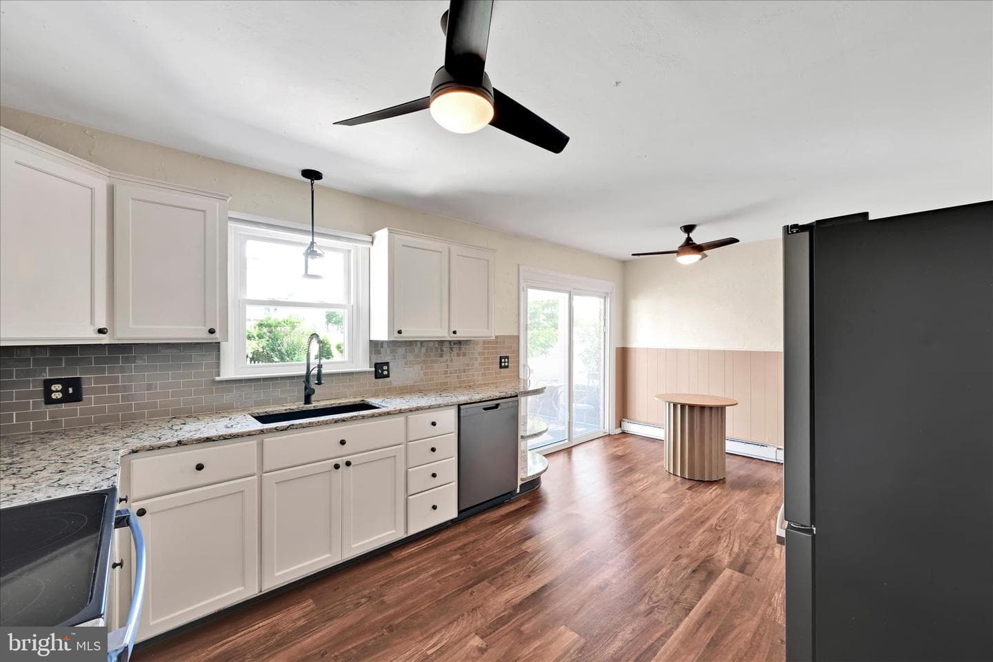 14 W Walnut Street photo 9