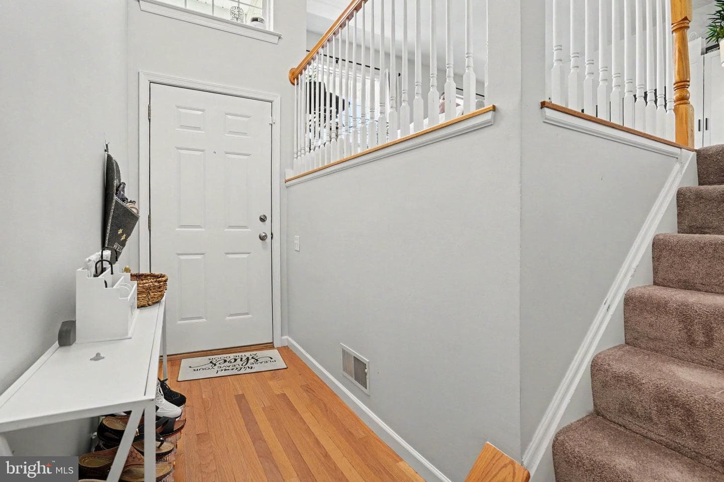 102 Woodside Court photo 5