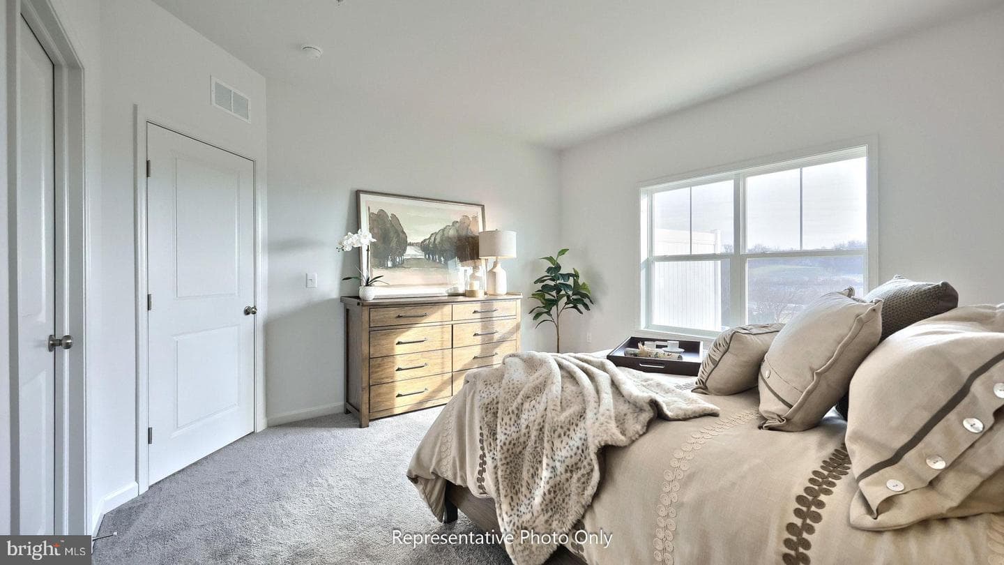 106 Foundry Lane photo 12
