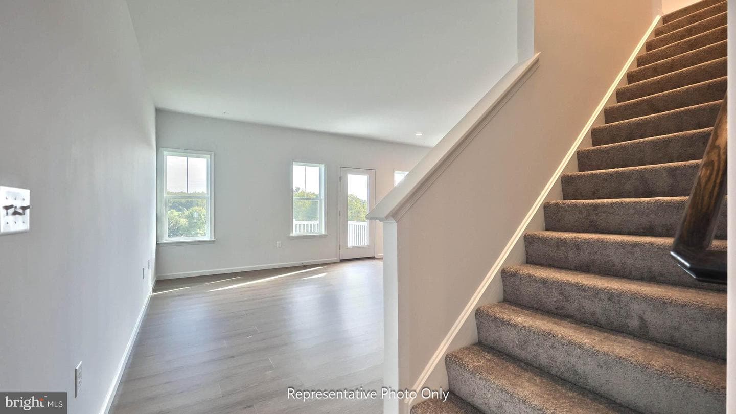 102 Foundry Lane photo 12